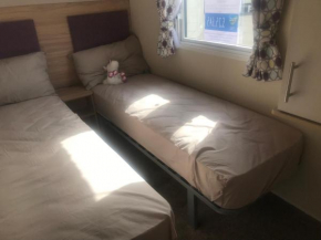 4 Bedrooms Holiday Caravan